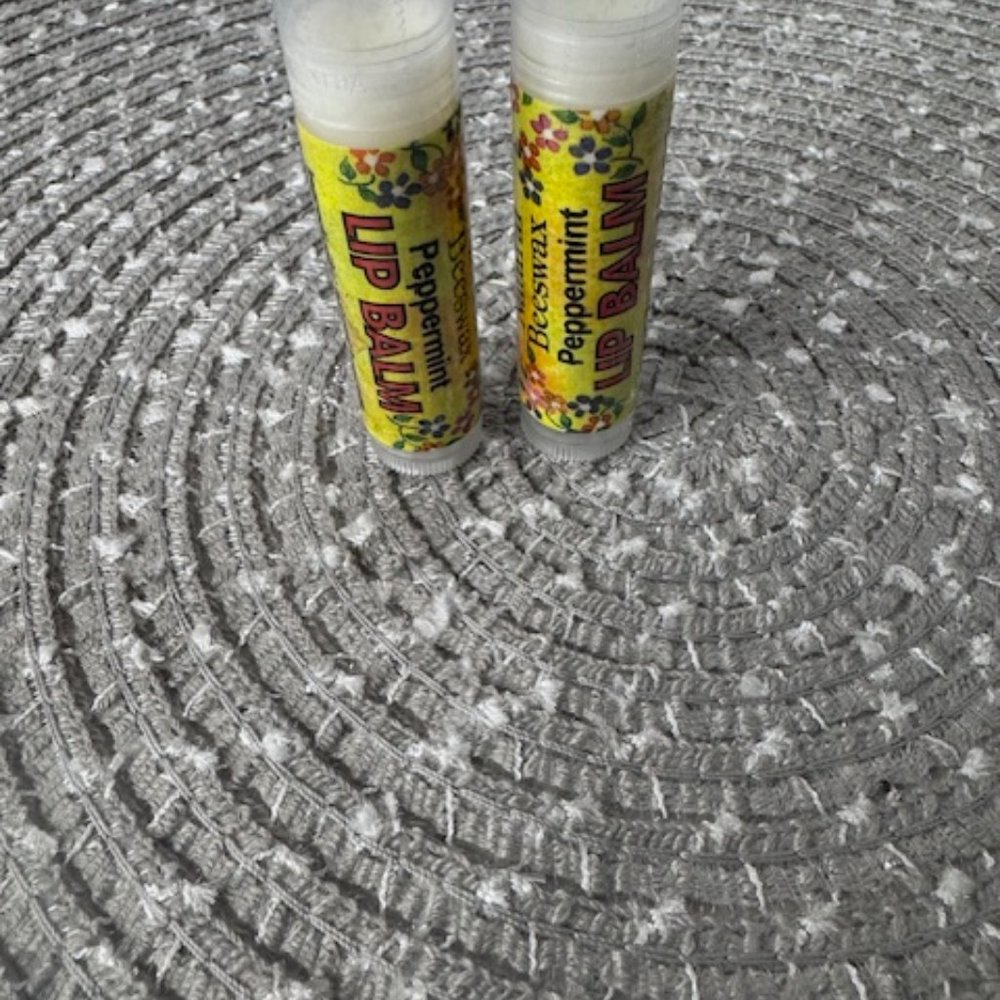 Natural Beeswax Lip Balm 2 Pack - Peppermint Flavored